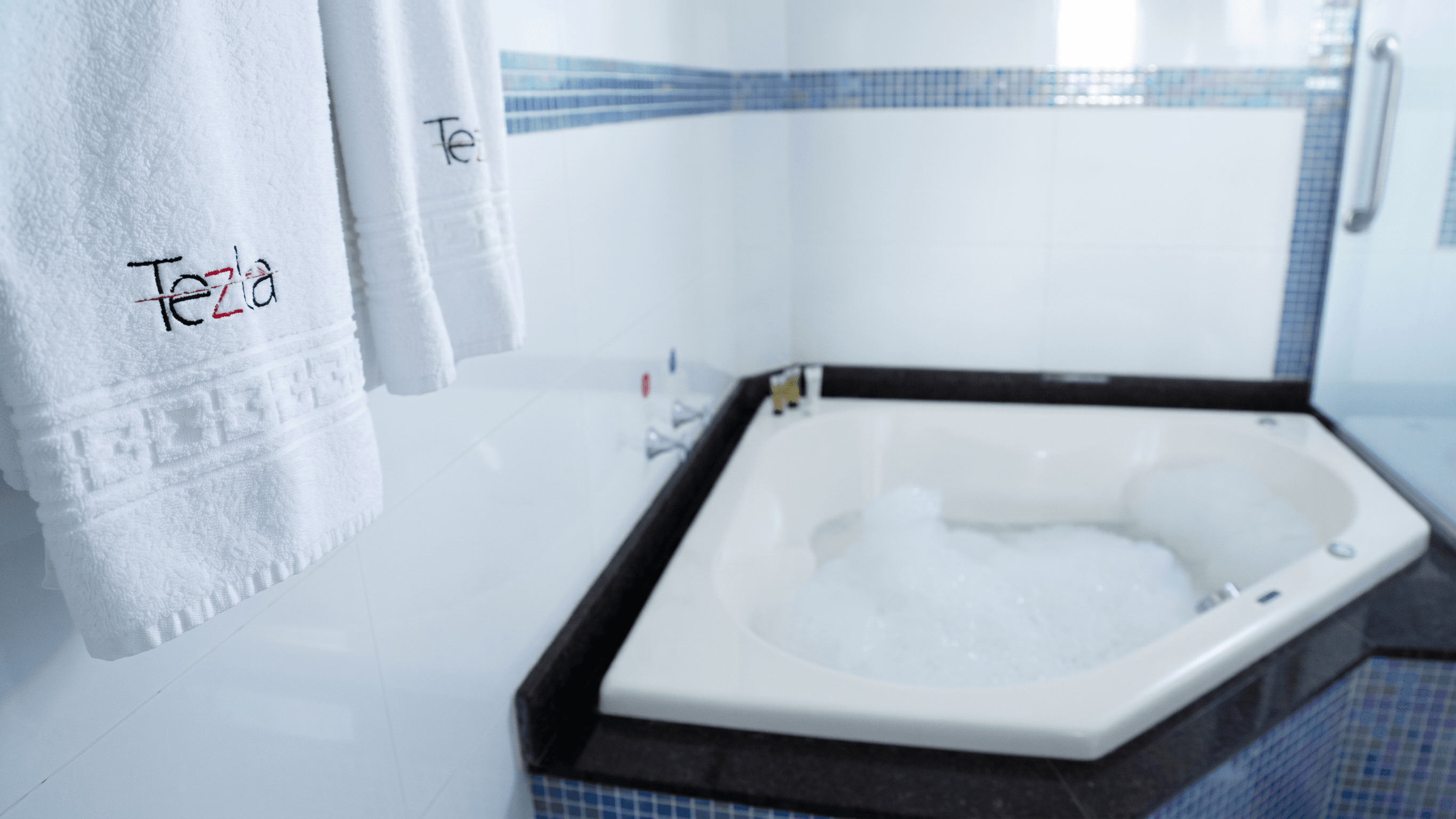 Categoria Suíte Casal — Tezla Hotel